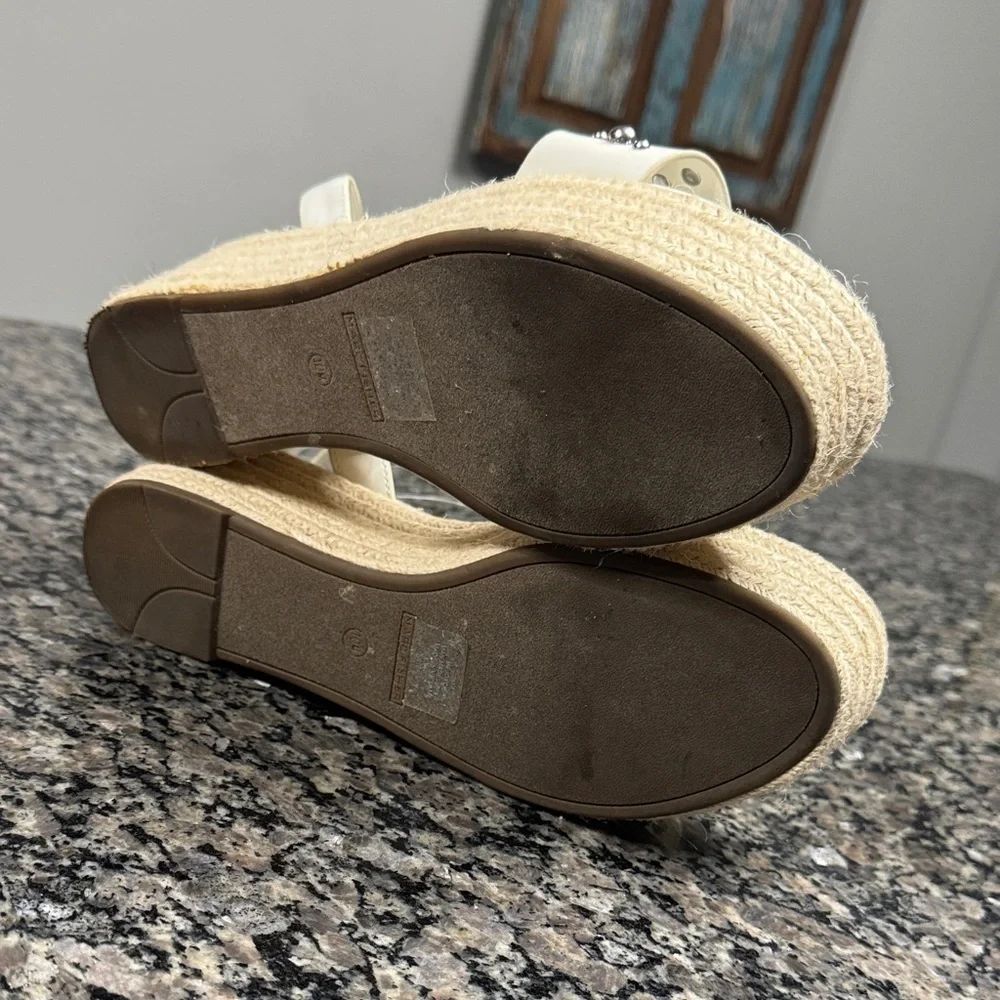 Marc Fisher White platform Espadrilles EUC 10